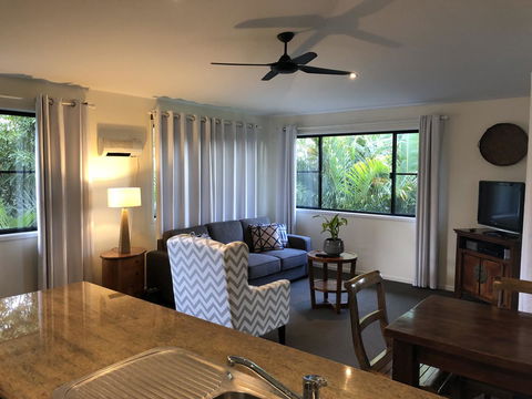 Suranadi Beach House 1 - Holiday Cairns 6