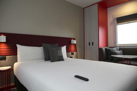 Ibis Sydney Airport - Holiday Cairns 8