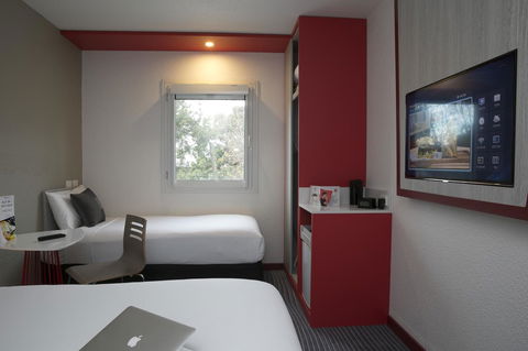 Ibis Sydney Airport - Holiday Cairns 25