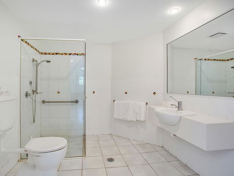 Eco Beach Resort - Holiday Cairns 30