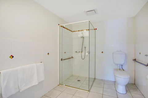 Eco Beach Resort - Holiday Cairns 29