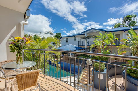 Eco Beach Resort - Holiday Cairns 0