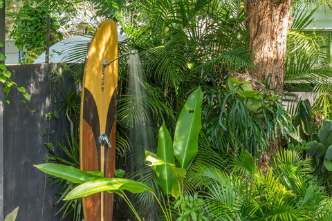 Gidget's Surf Shack - Holiday Cairns 14