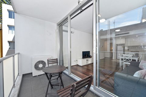 Cosy Apartment In Central Sydney - Holiday Cairns 7