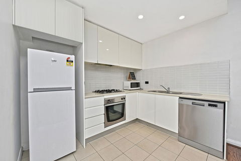 Cosy Apartment In Central Sydney - Holiday Cairns 6