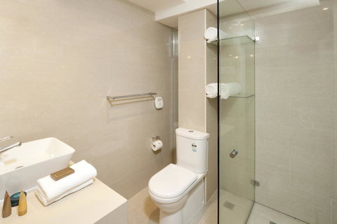 Best Western Plus Hotel Stellar - Holiday Cairns 1