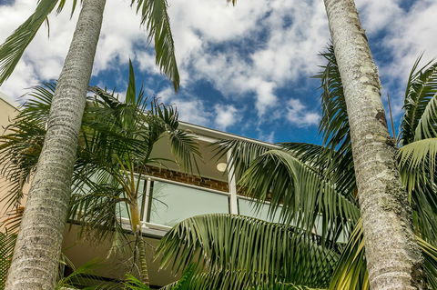 The Terraces Main Beach - Holiday Cairns 12