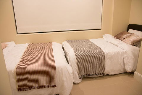 T&M HOUSE - Holiday Cairns 30