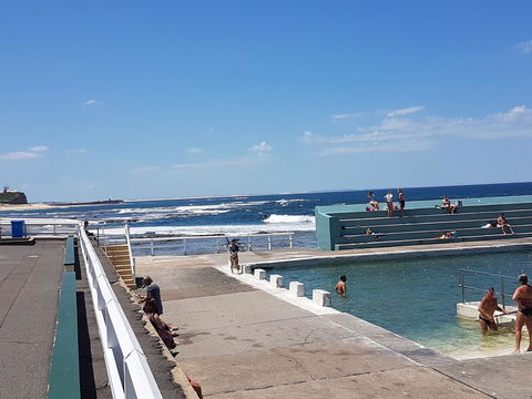 Arena Luxury Beachfront Apartment - Holiday Cairns 8