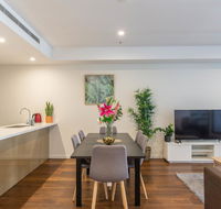 Sydney CBD Brand New Apartments with Hyde Park View - Holiday Cairns