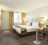 Holiday Inn Parramatta - Holiday Cairns