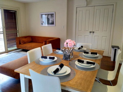 Sydney Harbour Bed And Breakfast - Holiday Cairns 22