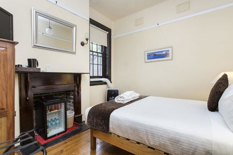 Sydney Harbour Bed And Breakfast - Holiday Cairns 25