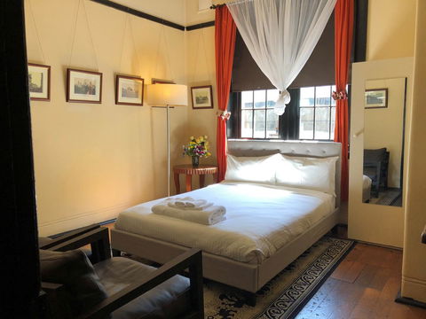 Sydney Harbour Bed And Breakfast - Holiday Cairns 44