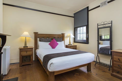 Sydney Harbour Bed And Breakfast - Holiday Cairns 41
