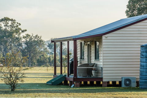 Madigan Wine Country Cottages - Holiday Cairns 35