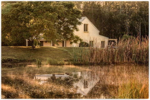 Madigan Wine Country Cottages - Holiday Cairns 39
