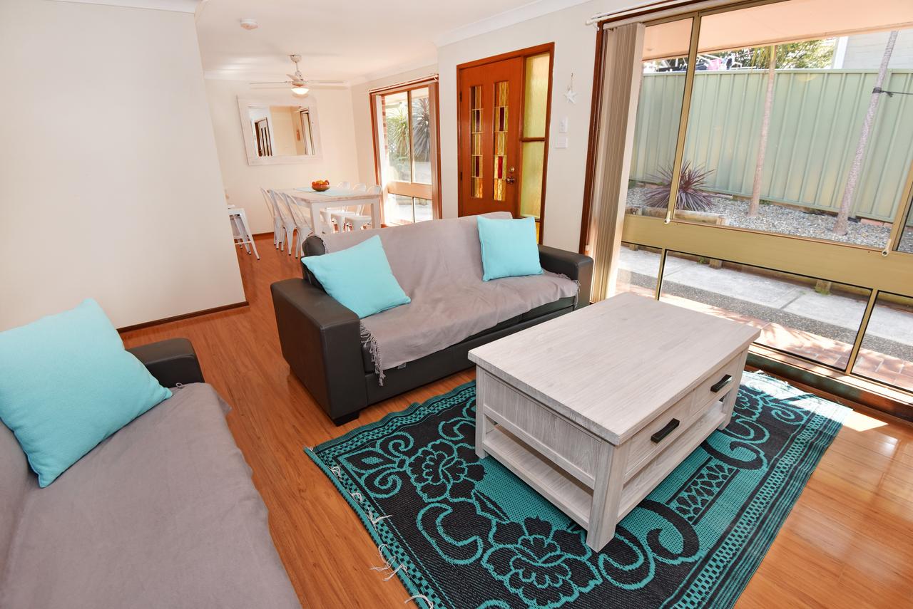 Woonona NSW Holiday Cairns