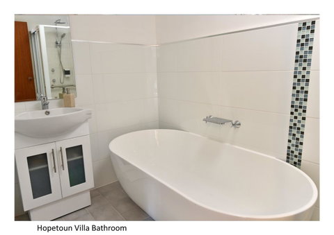 Hopetoun Villa - Holiday Cairns 6