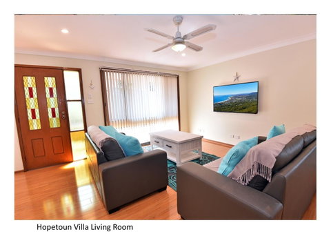 Hopetoun Villa - Holiday Cairns 7