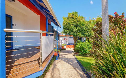 Coast Yamba - Adults Only - Holiday Cairns 23