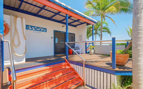 Coast Yamba - Adults Only - Holiday Cairns 25