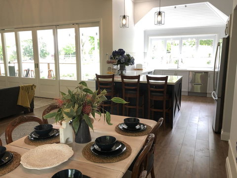 Chanticleer Gardens Barn Cottage With A Pool - Holiday Cairns 30
