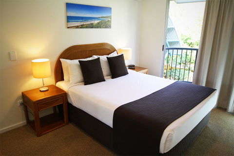 The Byron Beachcomber - Holiday Cairns 34