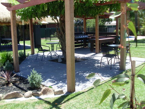 Federation Motel Resort - Corowa - Holiday Cairns 37