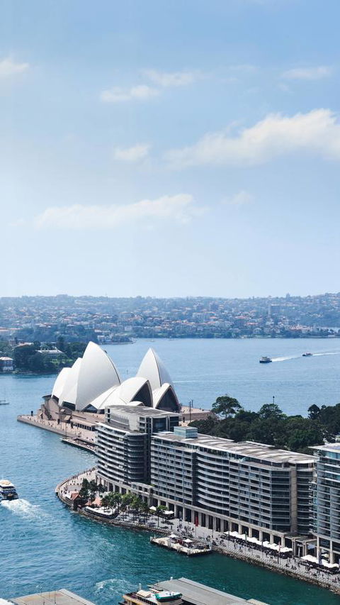 Sydney Harbour Marriott Hotel At Circular Quay - Holiday Cairns 1