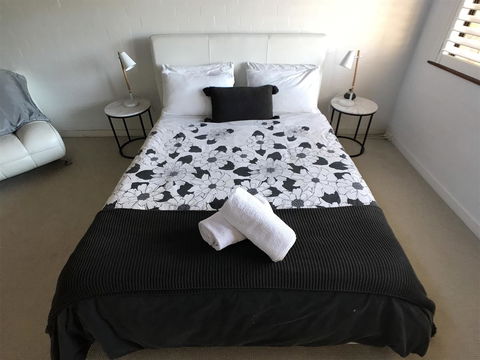 Treetops Everglades Villa - Holiday Cairns 30