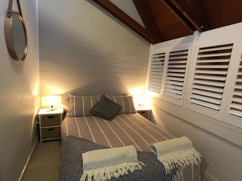 Treetops Everglades Villa - Holiday Cairns 7