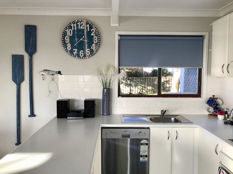 Lakeview Cottage - Holiday Cairns 2