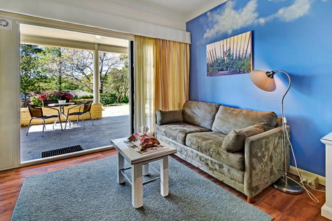 Bundanoon Lodge - Holiday Cairns 44