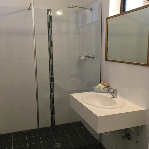 Sky Rider Motor Inn - Holiday Cairns 22
