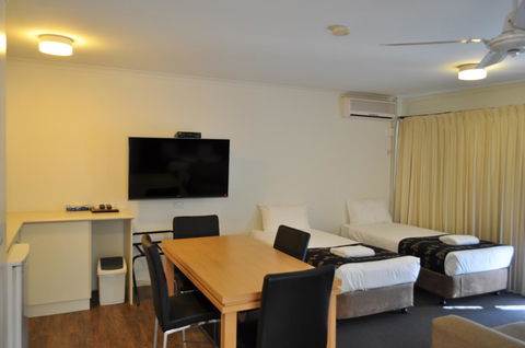 Albury Burvale Motor Inn - Holiday Cairns 34