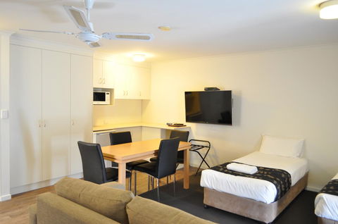 Albury Burvale Motor Inn - Holiday Cairns 35