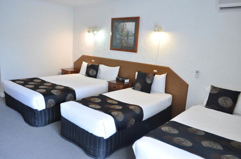 Albury Burvale Motor Inn - Holiday Cairns 7