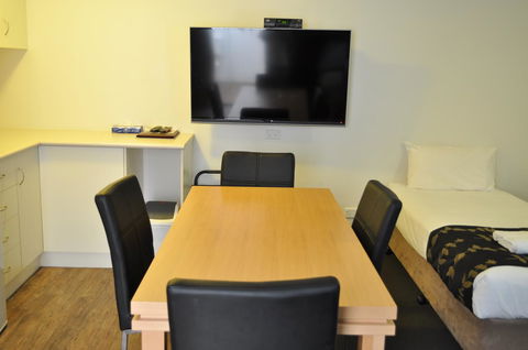 Albury Burvale Motor Inn - Holiday Cairns 30