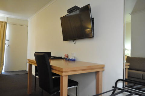 Albury Burvale Motor Inn - Holiday Cairns 28