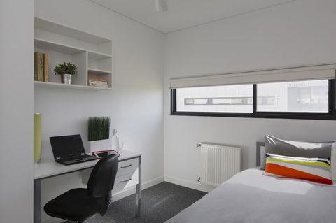 Western Sydney University Village - Penrith - Holiday Cairns 6