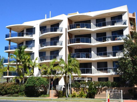 Millennium 102 With Pool In Complex - Holiday Cairns 6