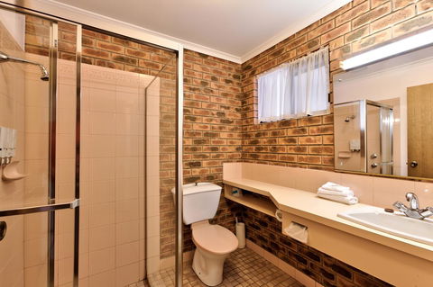 Hume Country Motor Inn - Holiday Cairns 34
