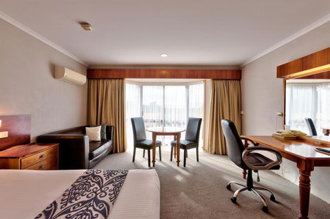 Hume Country Motor Inn - Holiday Cairns 17