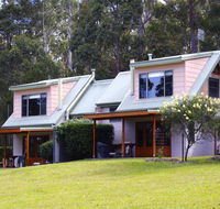 Bawley Bush Retreat and Cottages - Holiday Cairns