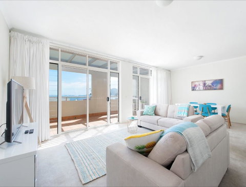 Seaspray Villa 5 - Holiday Cairns 3