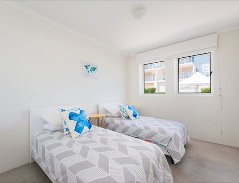 Seaspray Villa 5 - Holiday Cairns 10