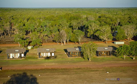 Wildman Wilderness Lodge - Holiday Cairns 1