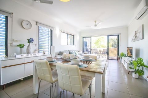 ZEN QUEST - The NOMADS PAD Near Nightcliff Markets & Sunset Foreshore - Holiday Cairns 15