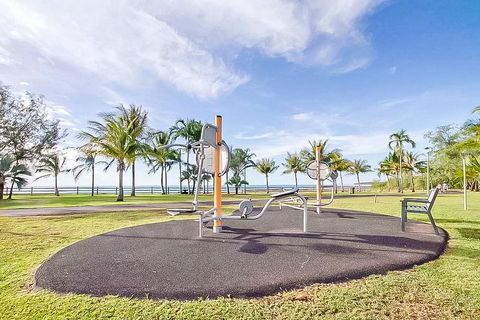 ZEN QUEST - The NOMADS PAD Near Nightcliff Markets & Sunset Foreshore - Holiday Cairns 10